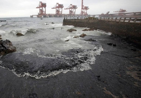 ��������ʯ�Ͳ���©���¼�